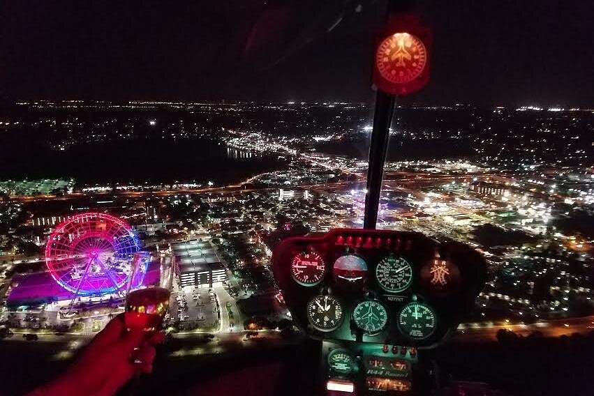 Private Helicopter After-hours Tour: Orlando Parks (31or48 miles)